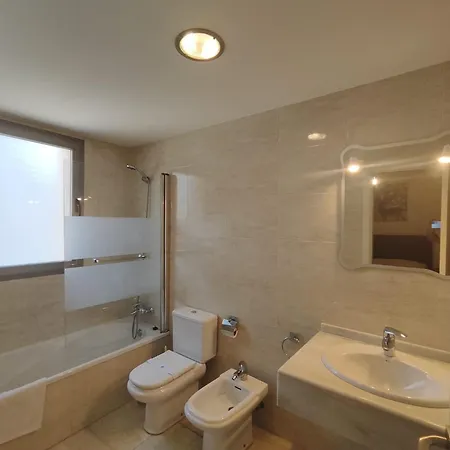 Puerto Marina Apartment- Holidays Appartamento